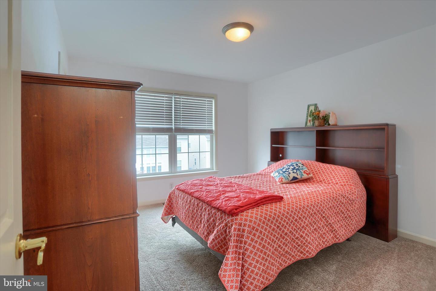 10 Spring View Ct Property Photo 27