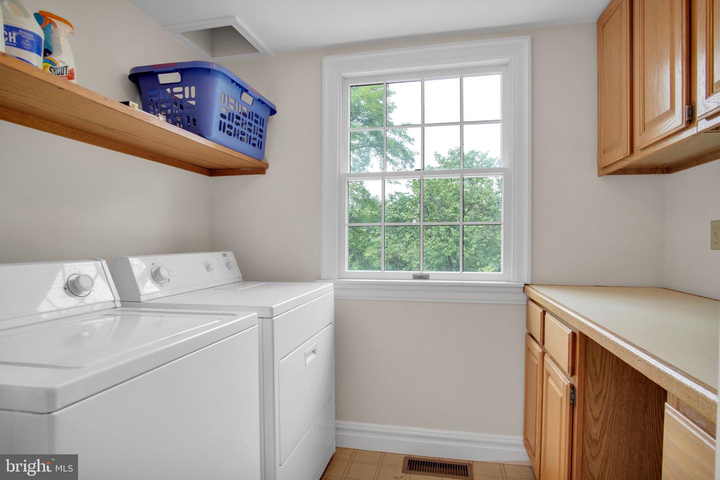 223 W Lisburn Rd Property Photo 13