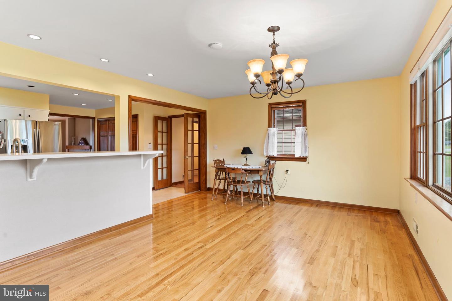 3049 Spring Rd Property Photo 17
