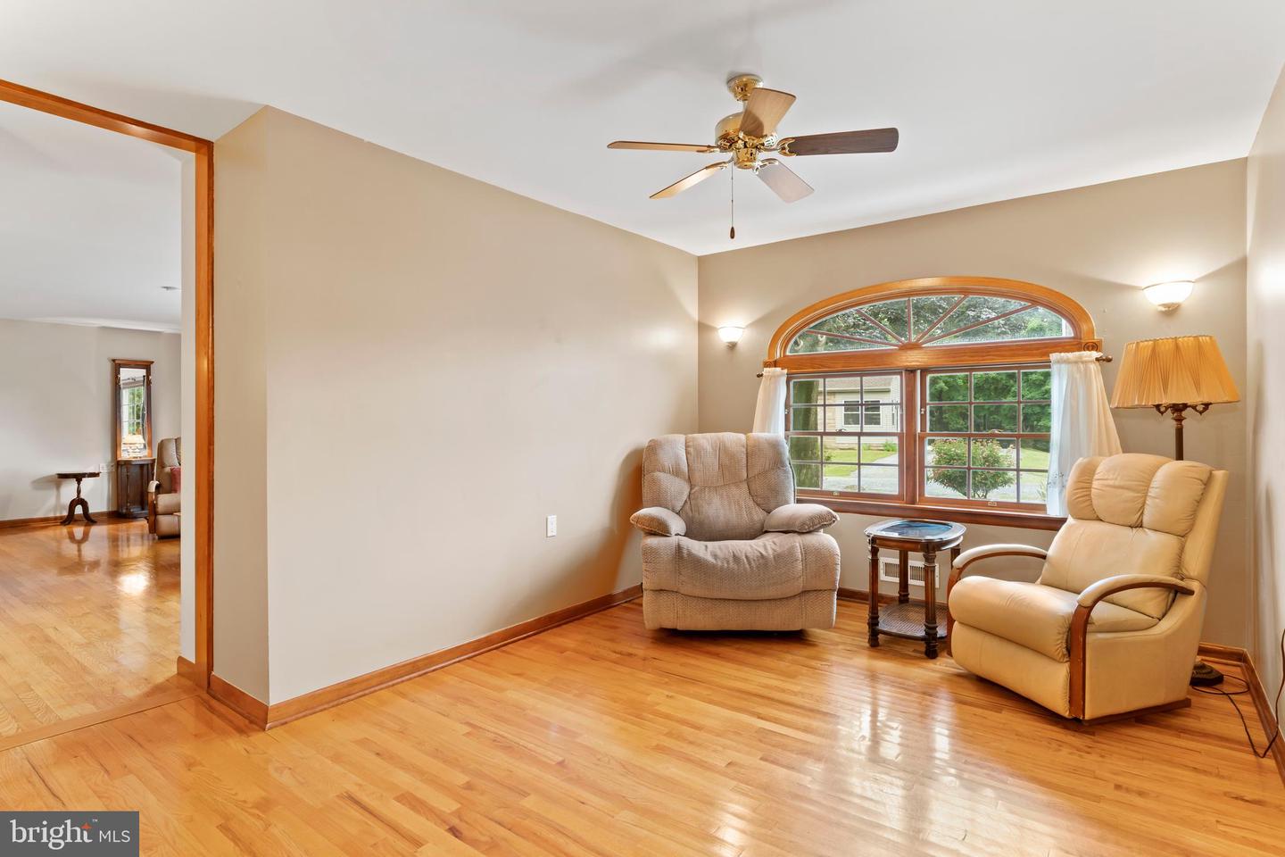 3049 Spring Rd Property Photo 20
