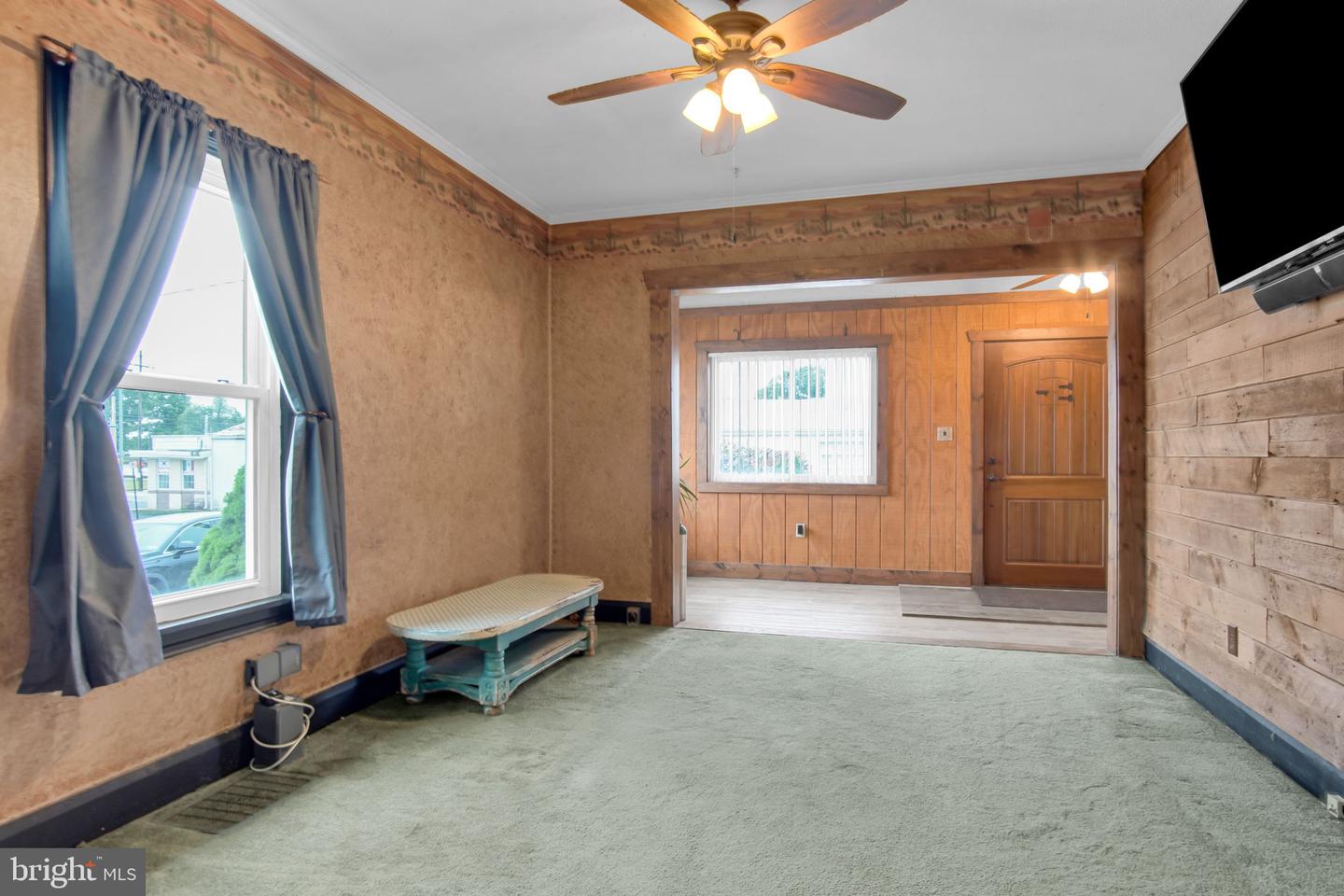 21 H St Property Photo 4
