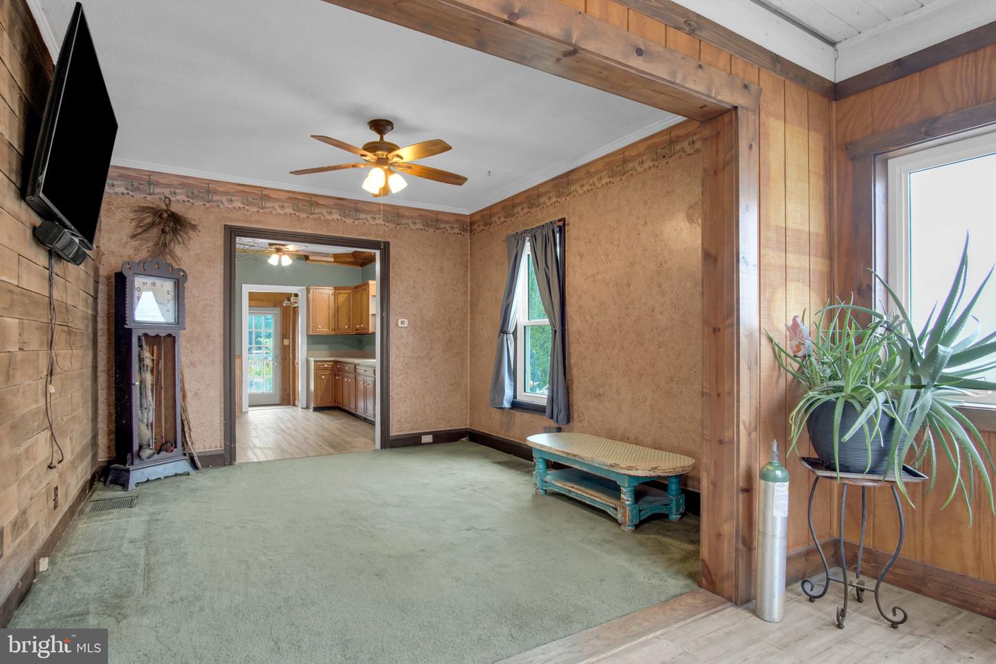 21 H St Property Photo 5