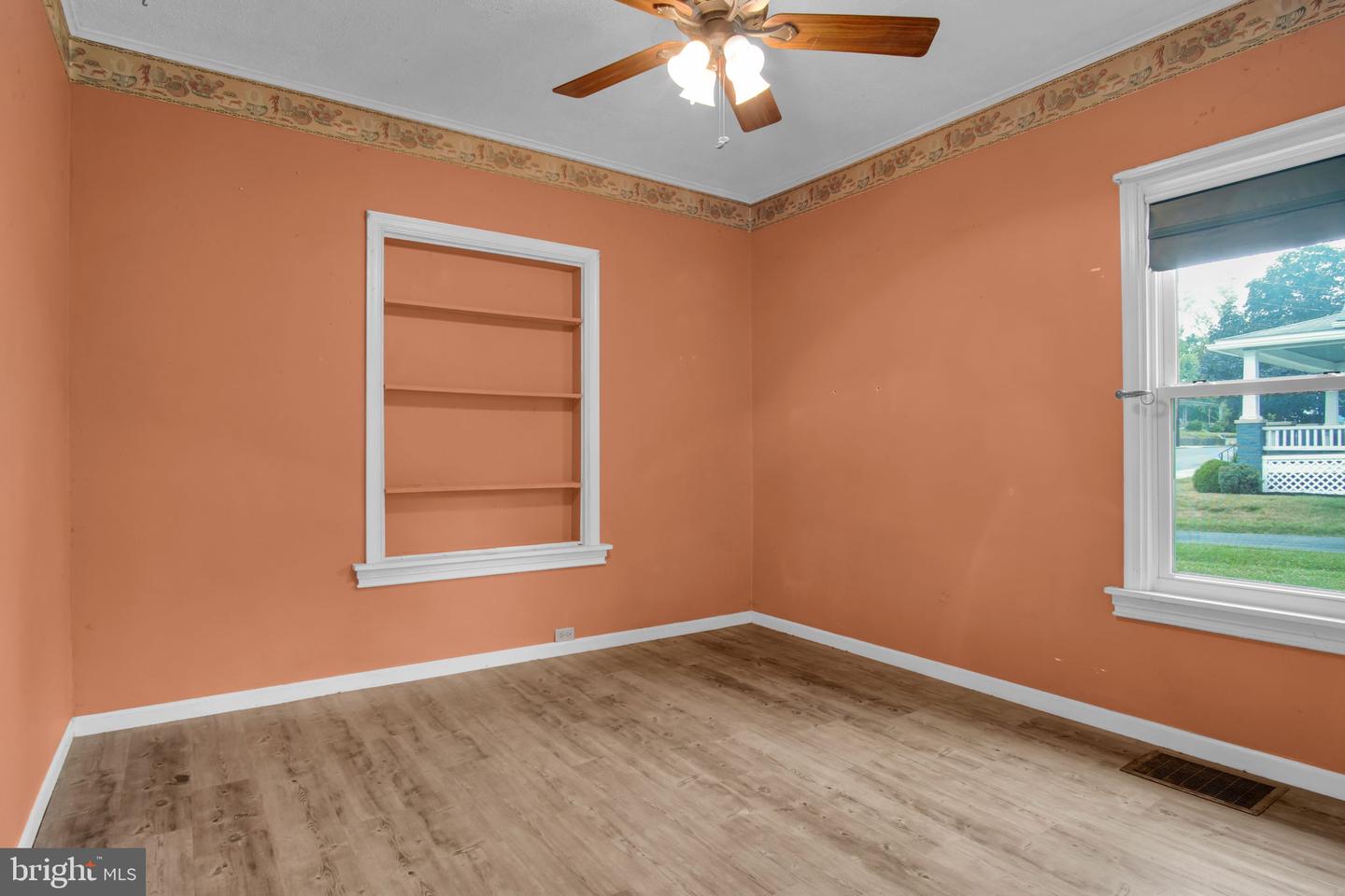 21 H St Property Photo 15