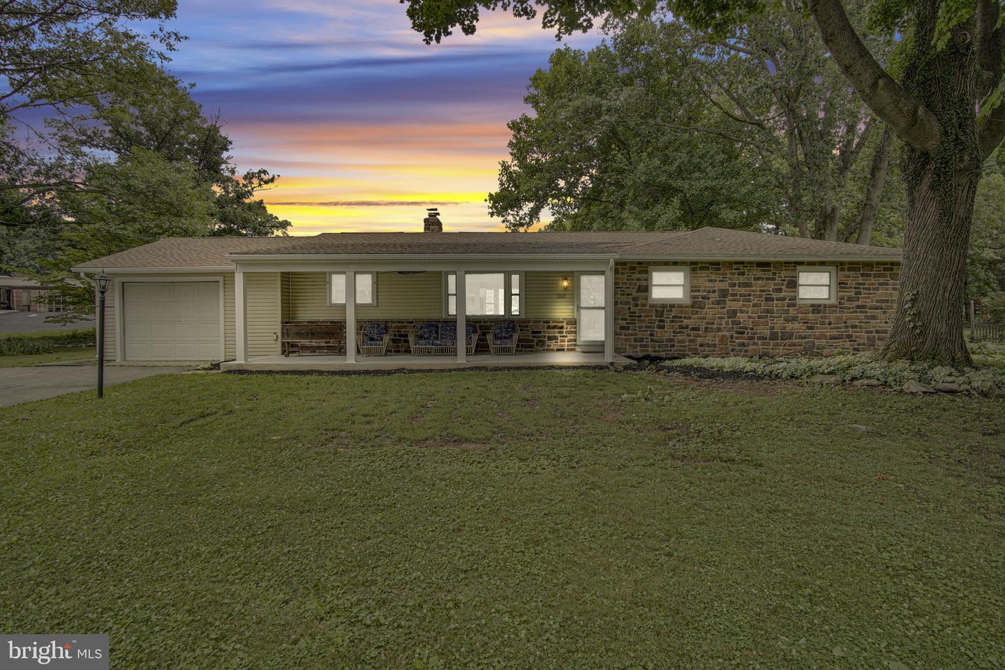 1003 Rockledge Drive Property Photo 1