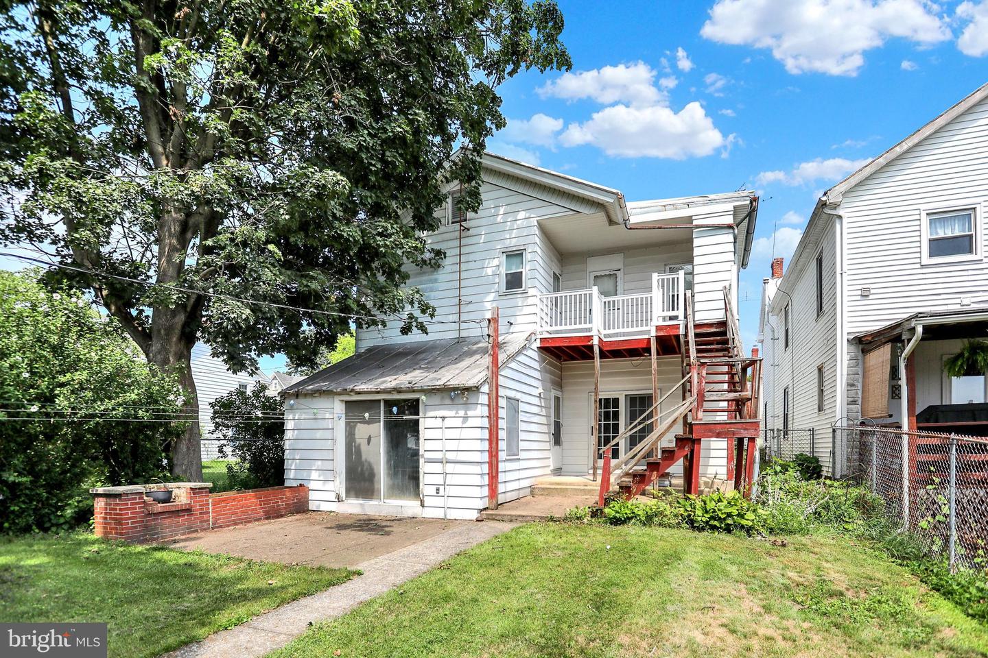 14 Chestnut St Property Photo 30