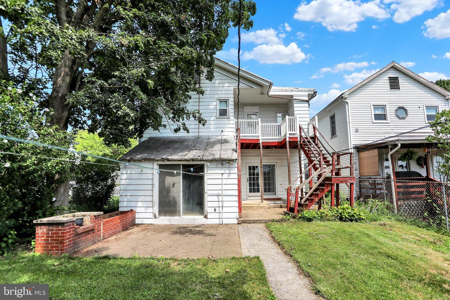 14 Chestnut St Property Photo 31