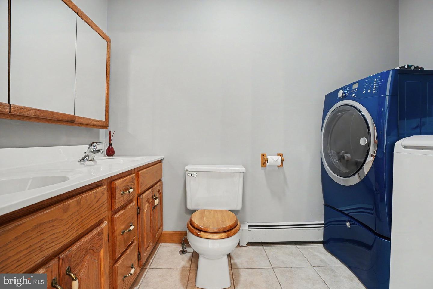 924 W Trindle Road Property Photo 34
