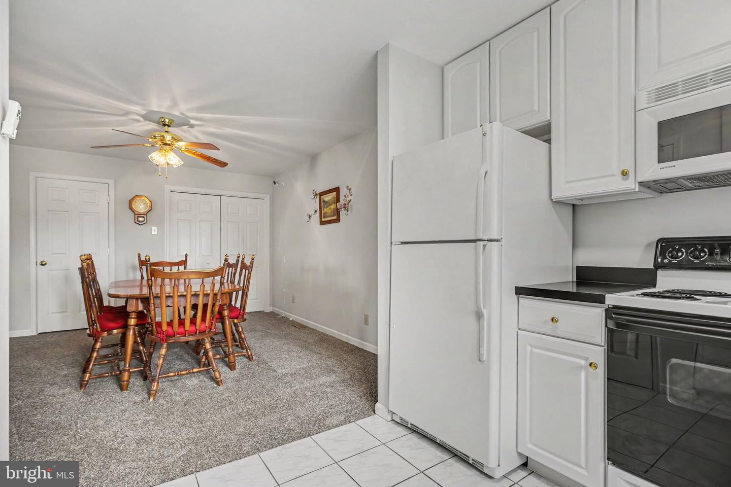 924 W Trindle Road Property Photo 43