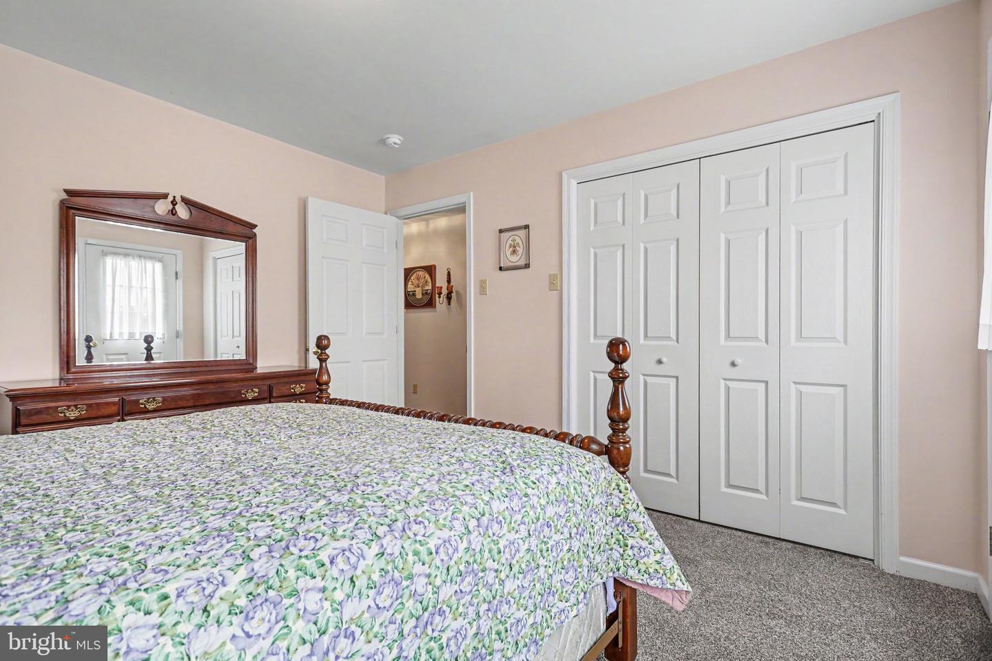 924 W Trindle Road Property Photo 49