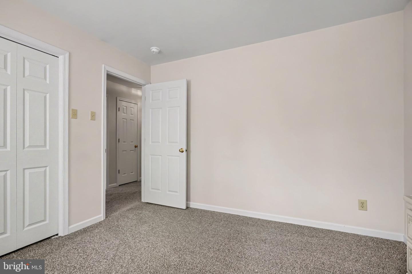 924 W Trindle Road Property Photo 51