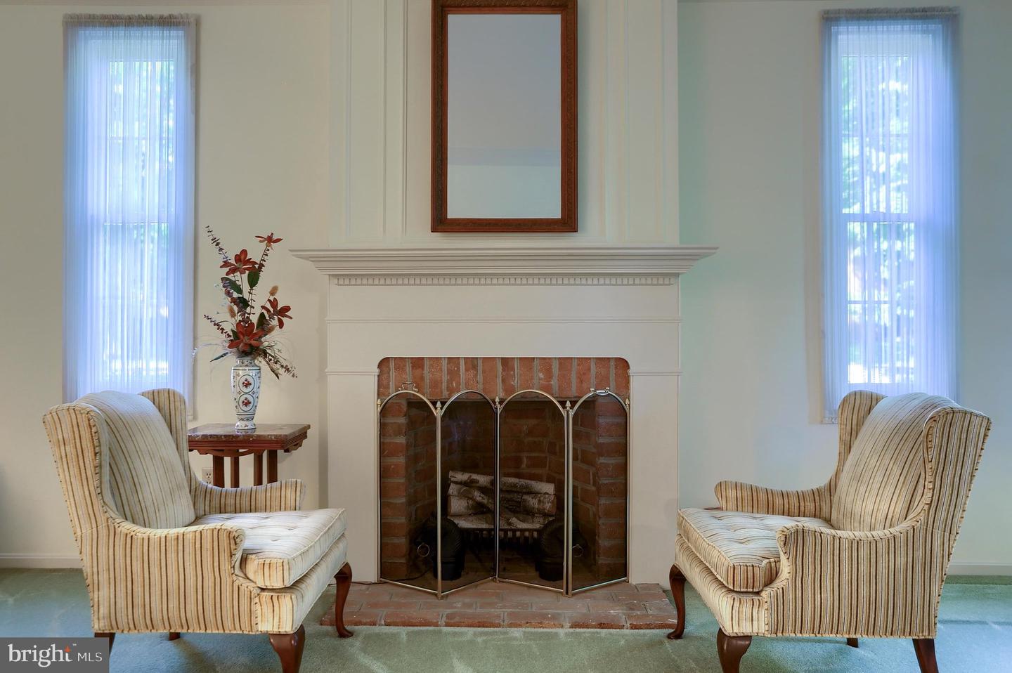 14 Kensington Sq Property Photo 11