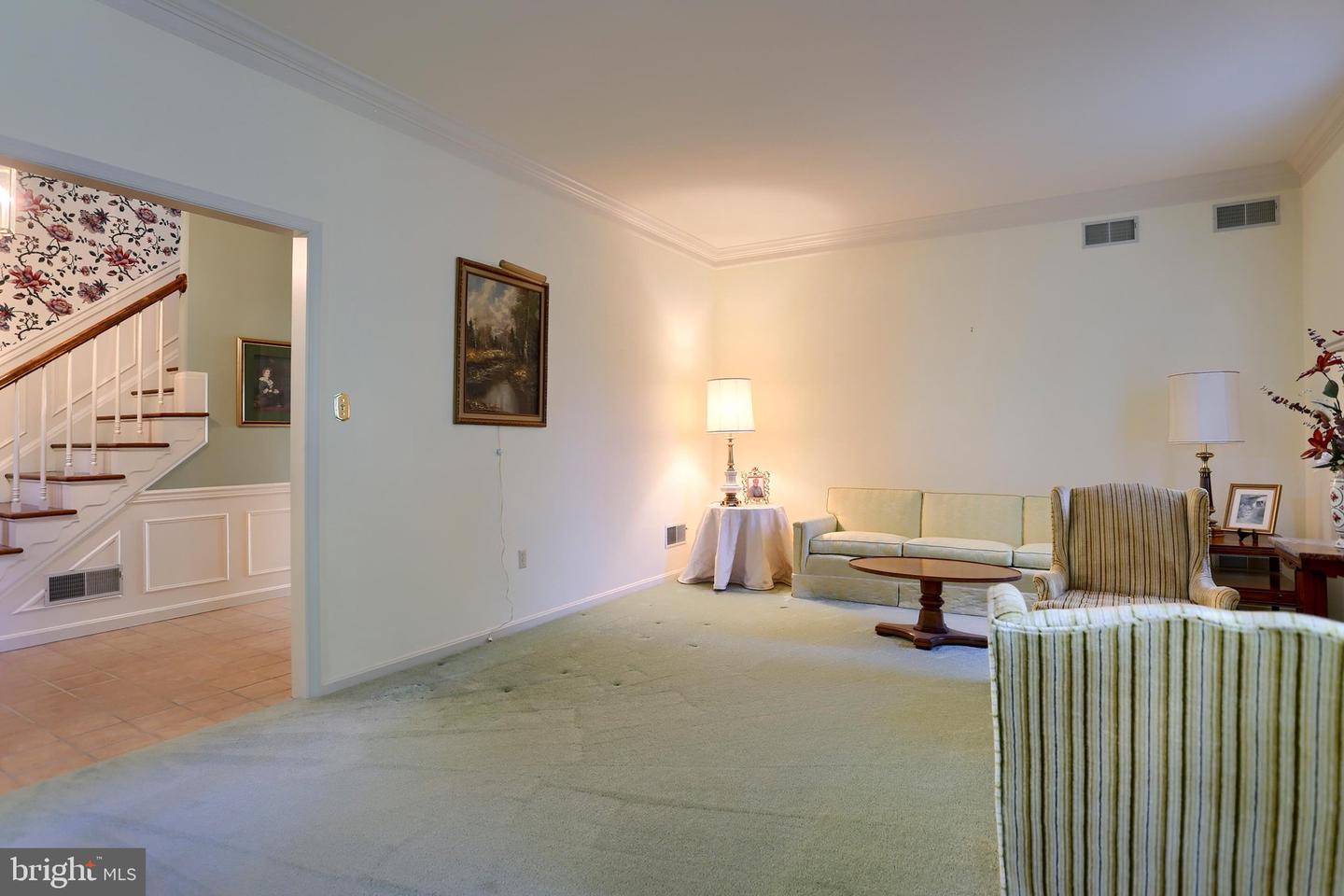 14 Kensington Sq Property Photo 12