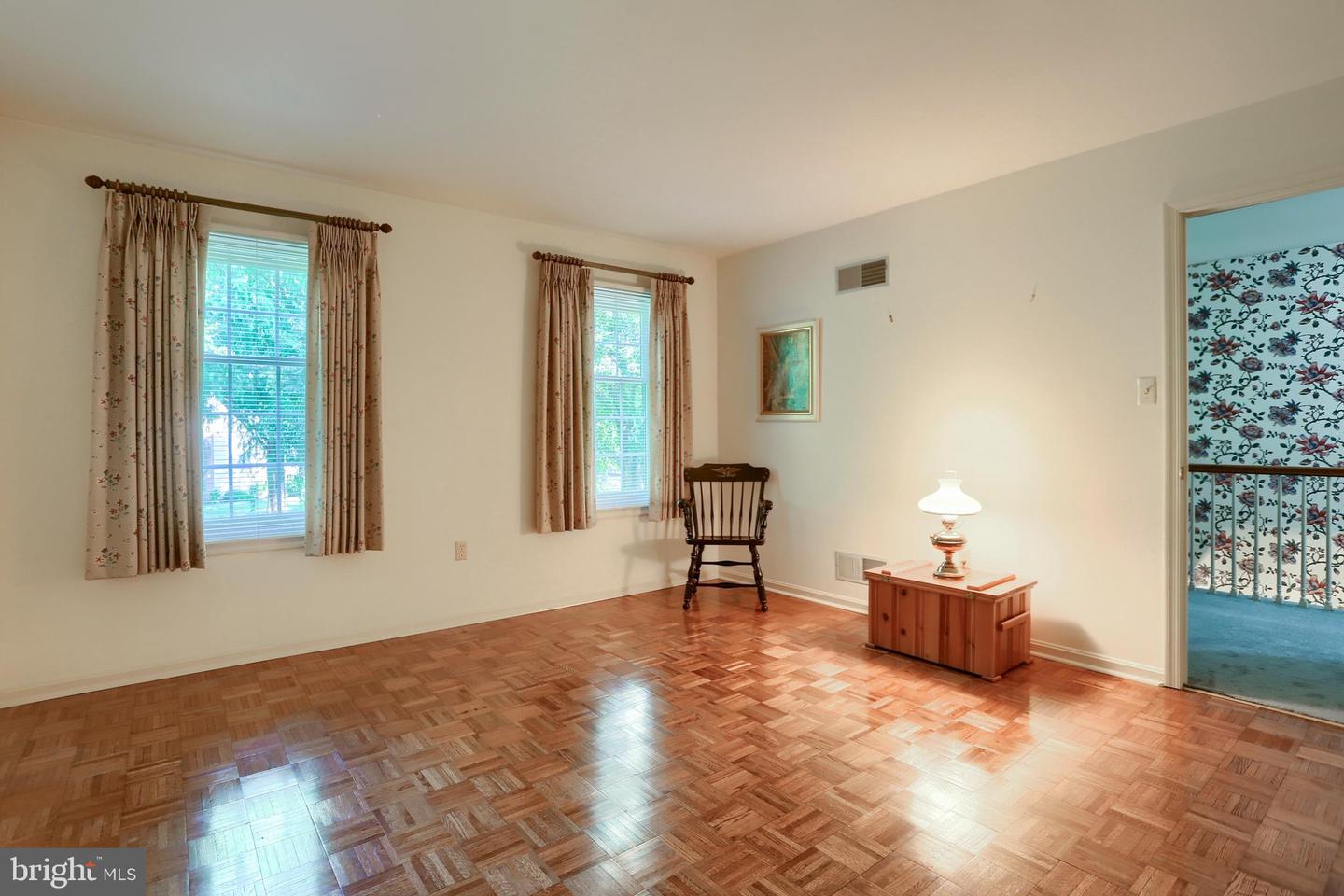 14 Kensington Sq Property Photo 31