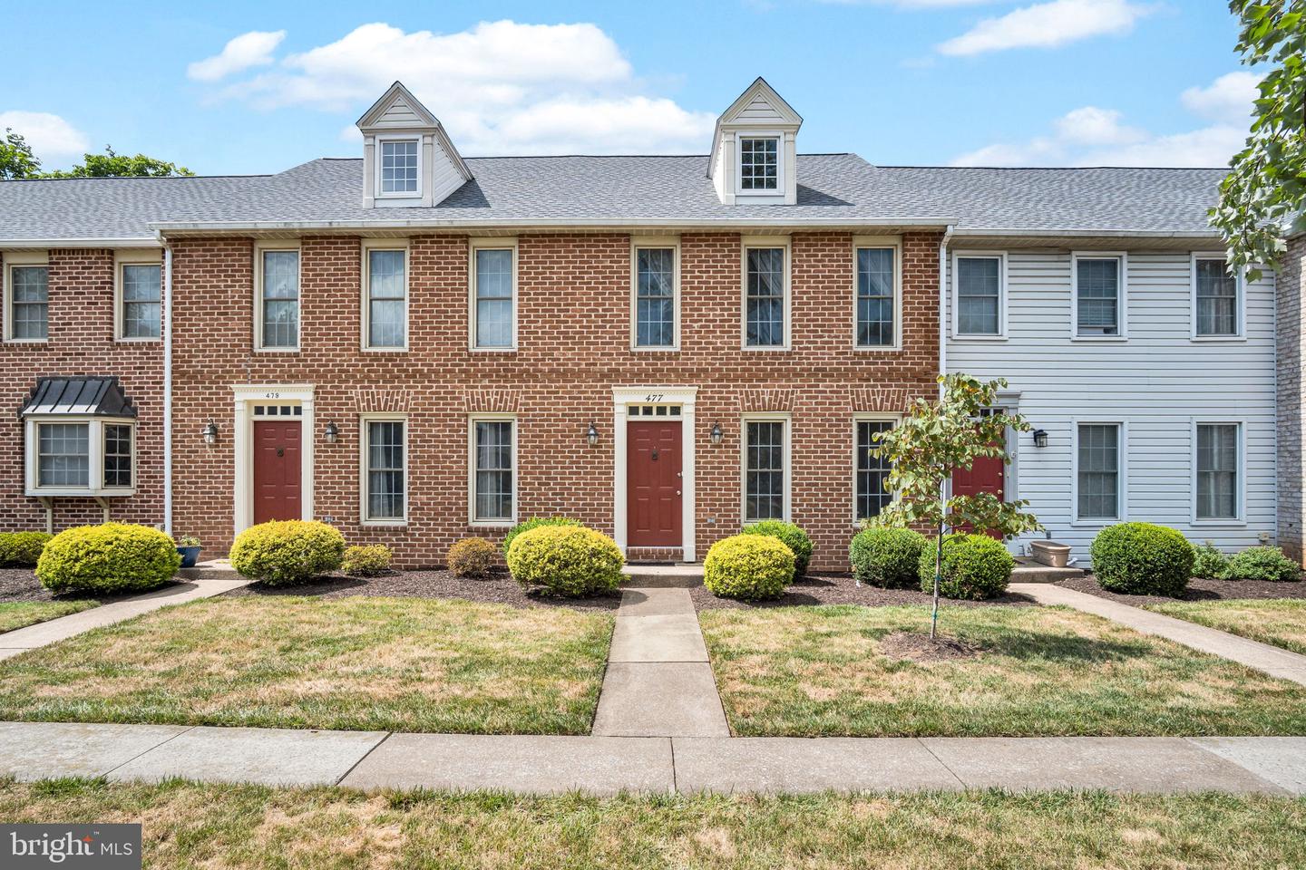 477 Delancey Court Property Photo 1
