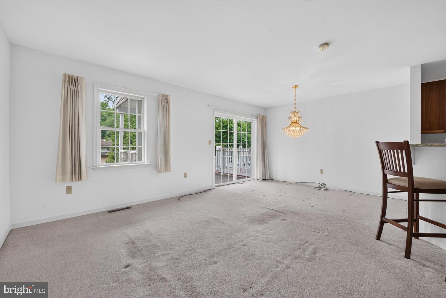 109 Sherman St Property Photo 12