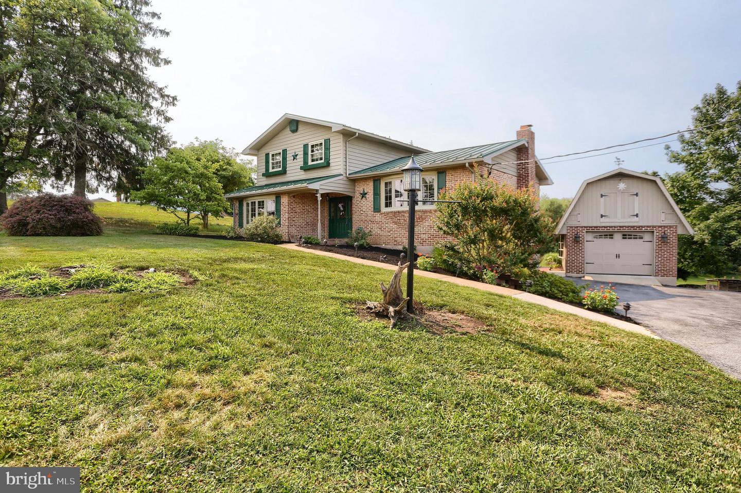 PACB2056302 Property Photo 7