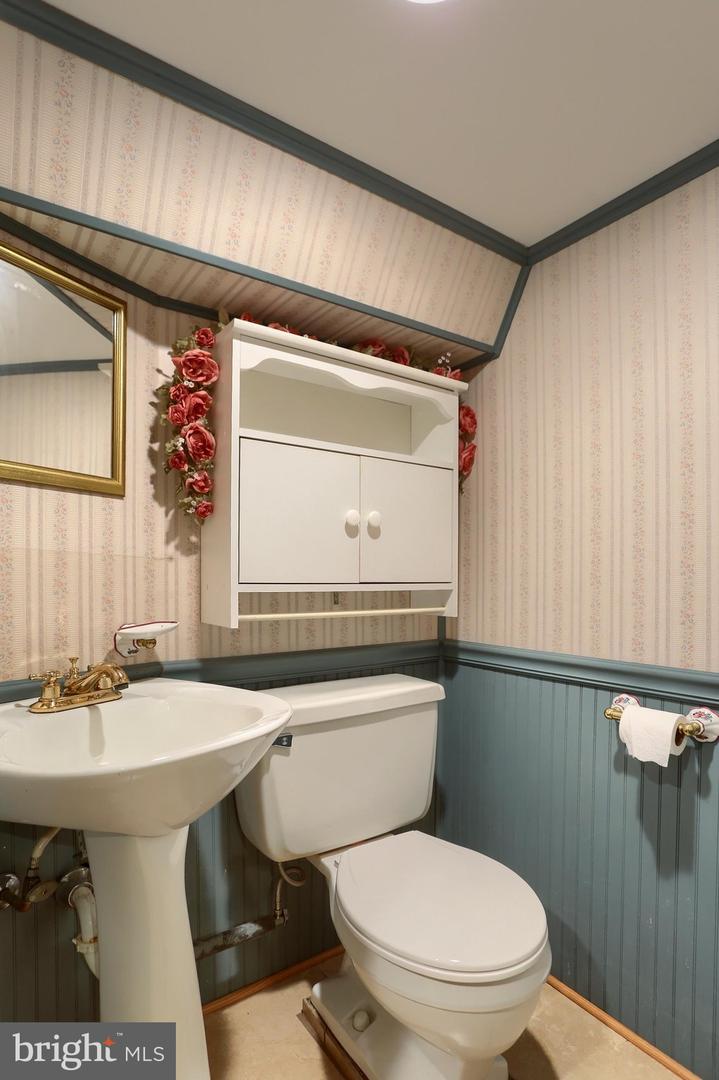 PACB2056302 Property Photo 40