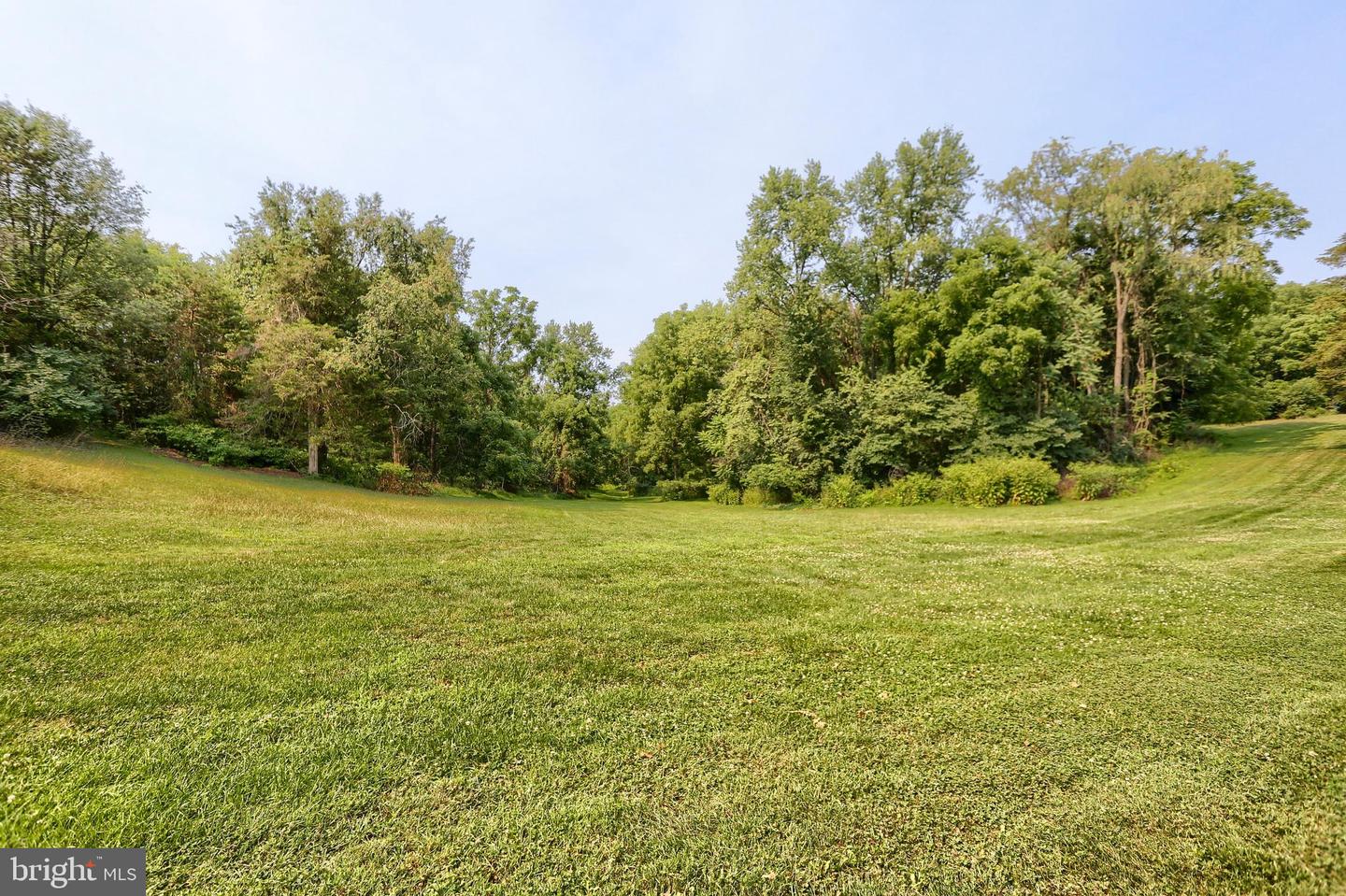 PACB2056302 Property Photo 45