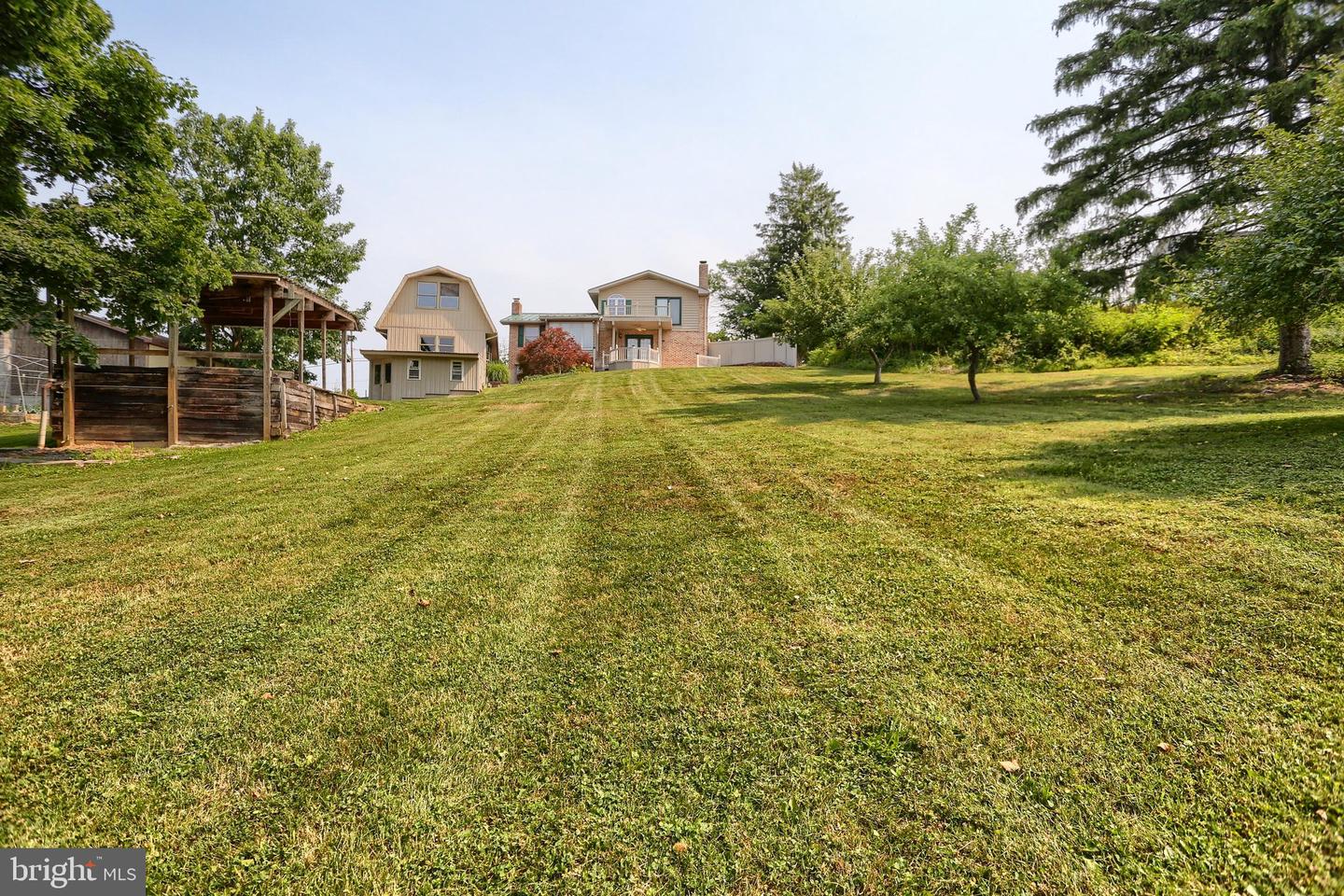 PACB2056302 Property Photo 48