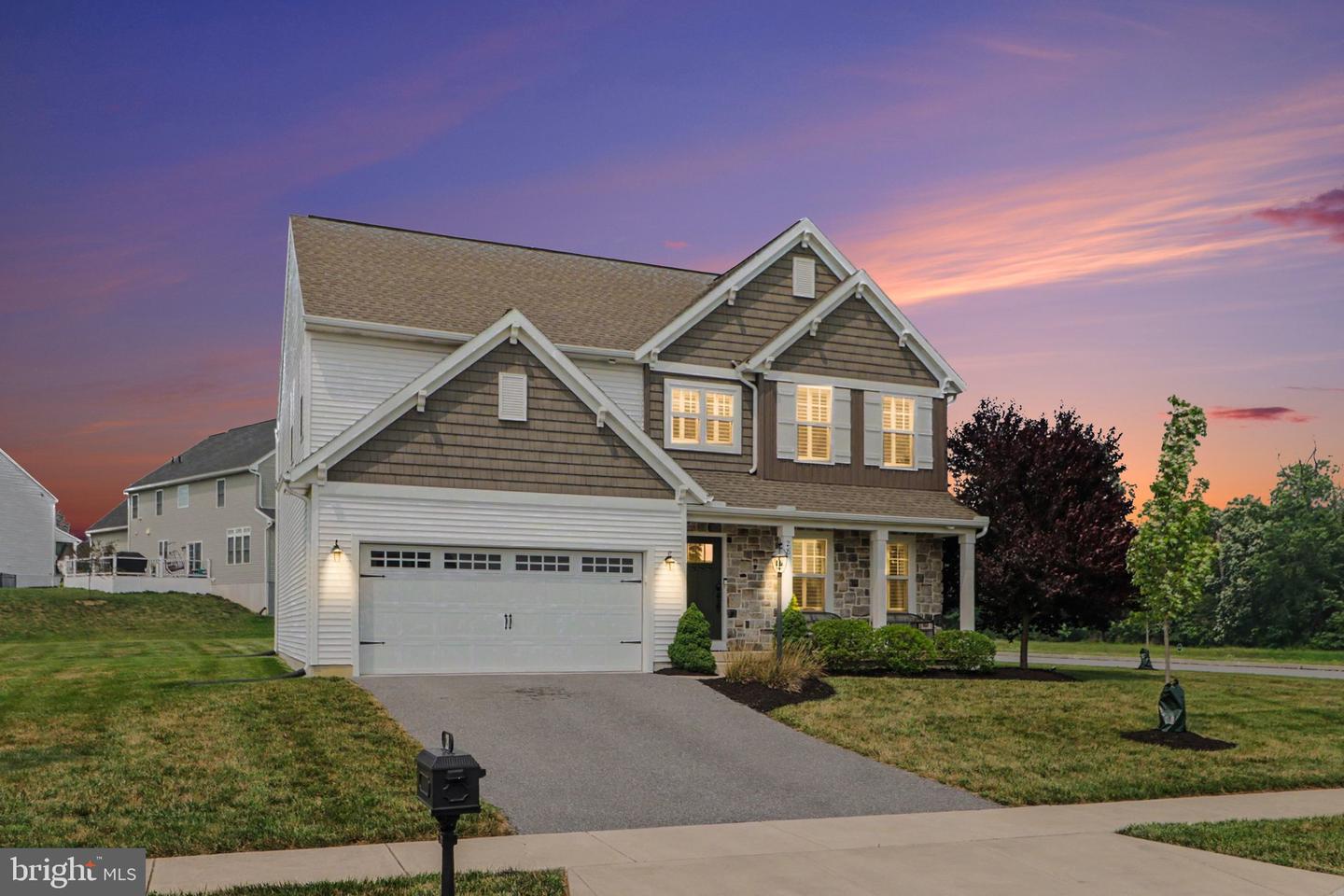 28 BAYBERRY RD