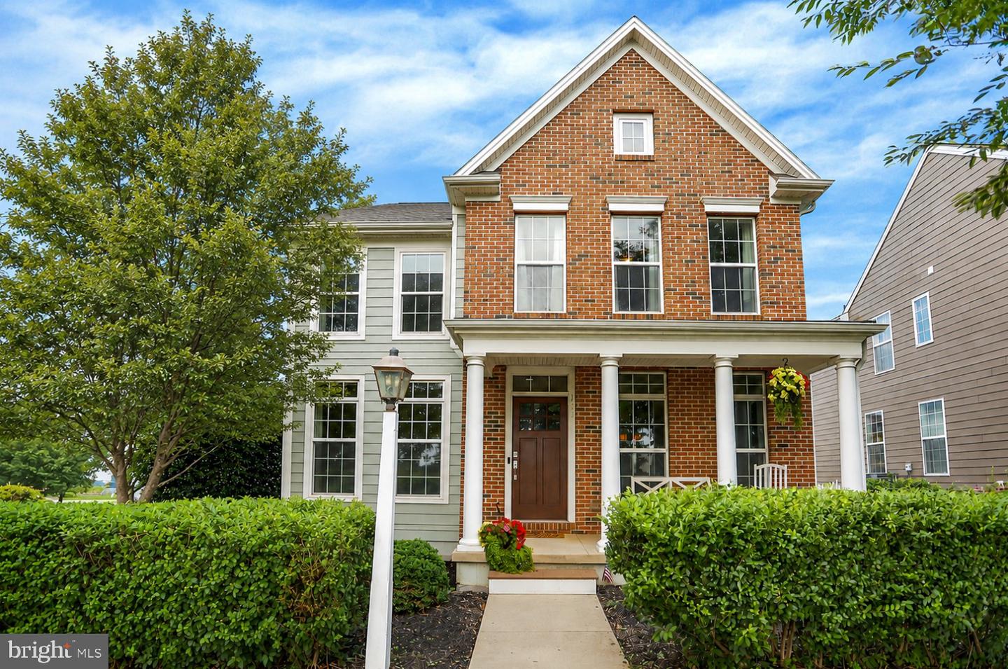 161 WALDEN WAY