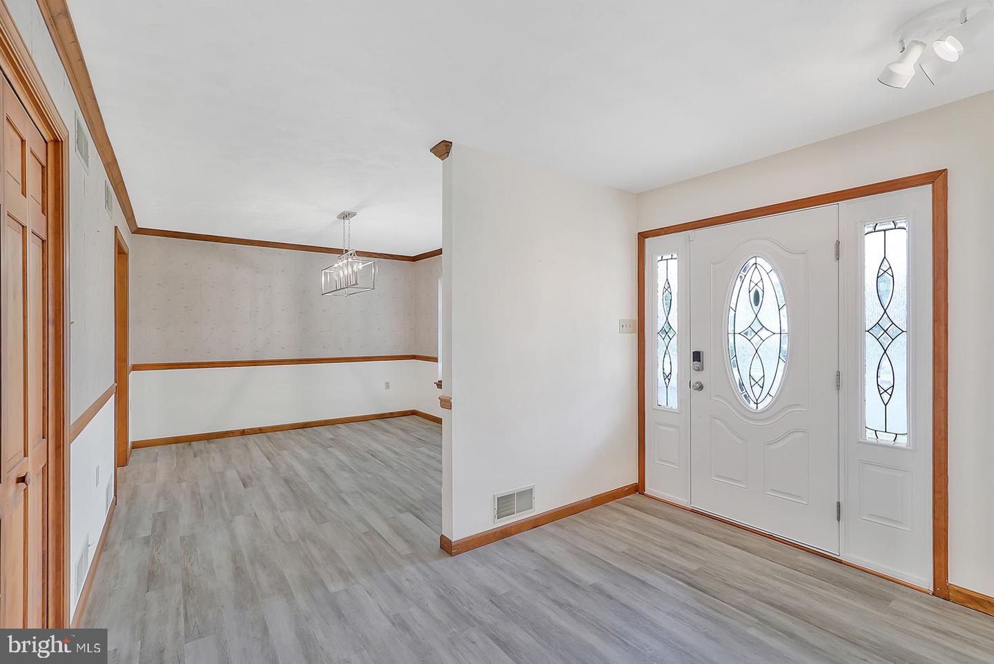 12 Victoria Way Property Photo 2