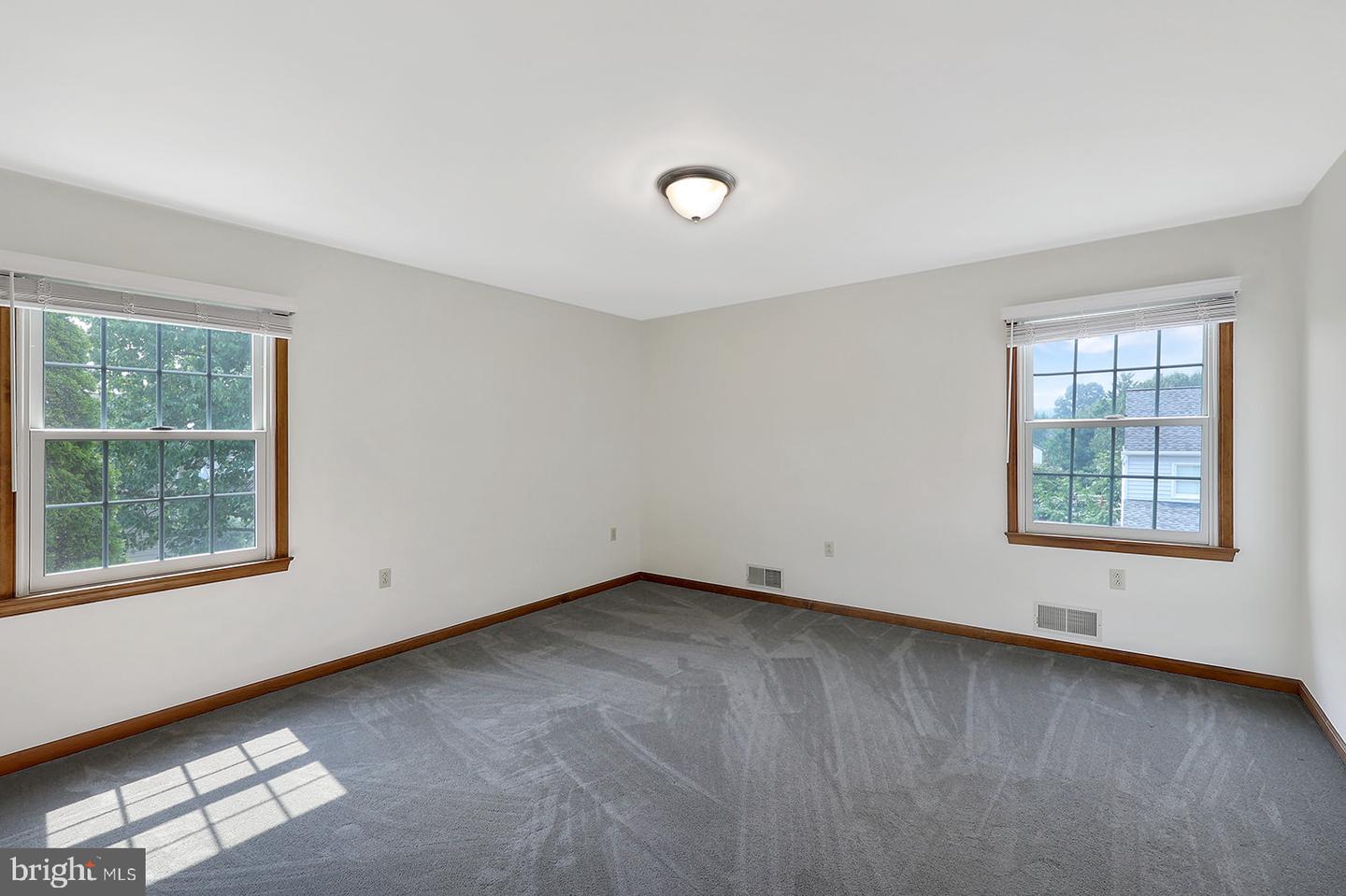 12 Victoria Way Property Photo 26