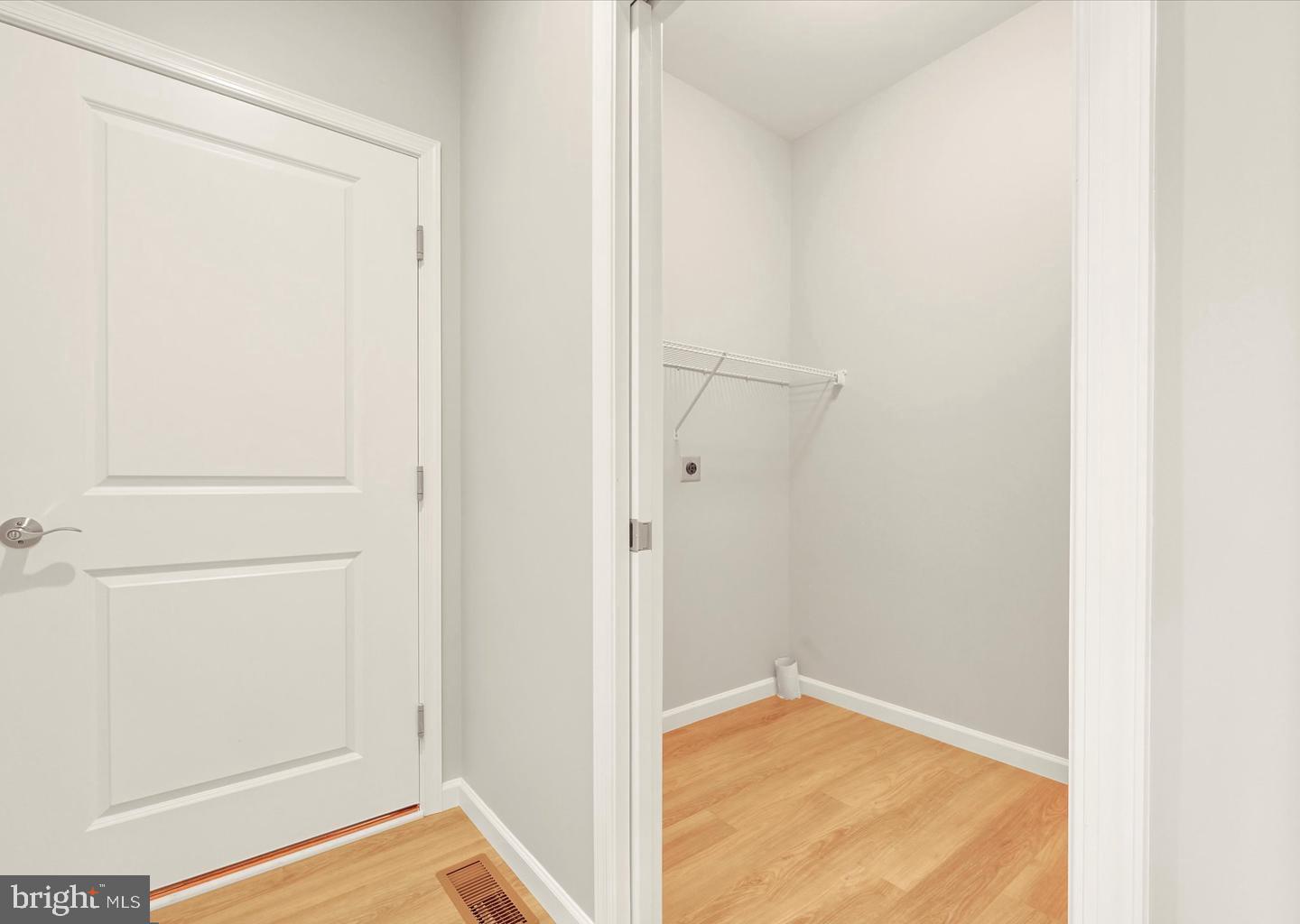 8 Lantern Ct Property Photo 10