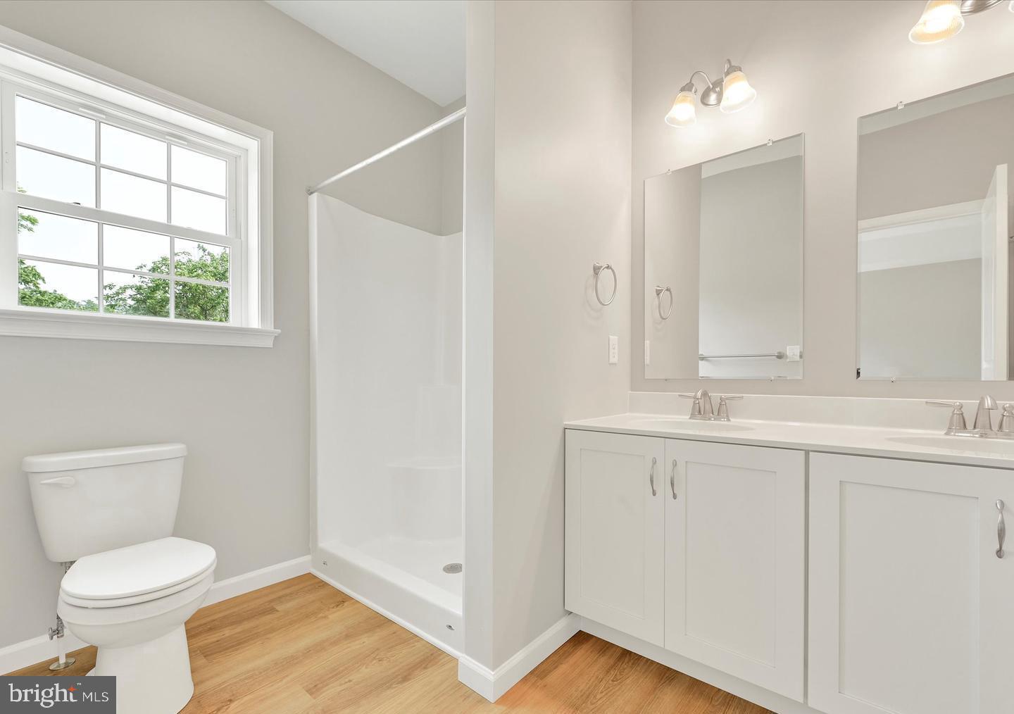 8 Lantern Ct Property Photo 13