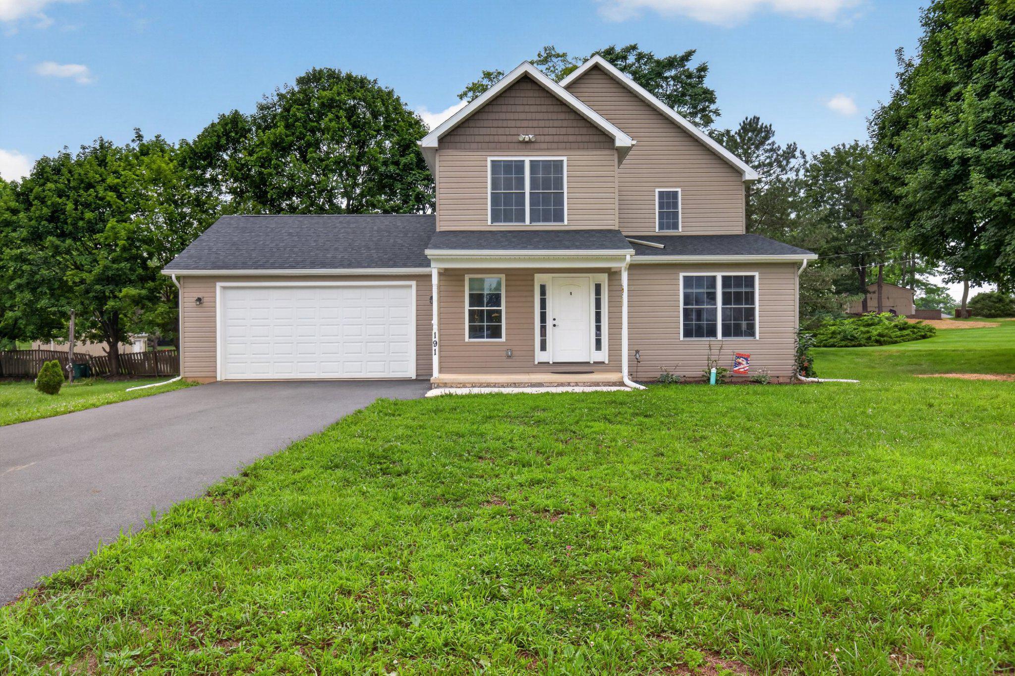 191 Greenview Dr Property Photo 1