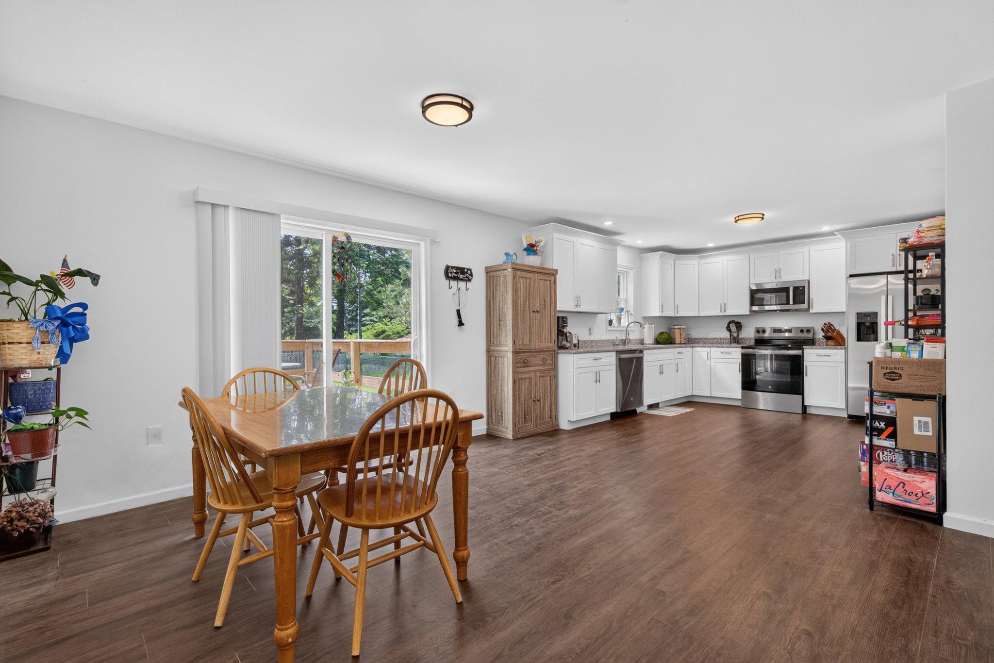 191 Greenview Dr Property Photo 8
