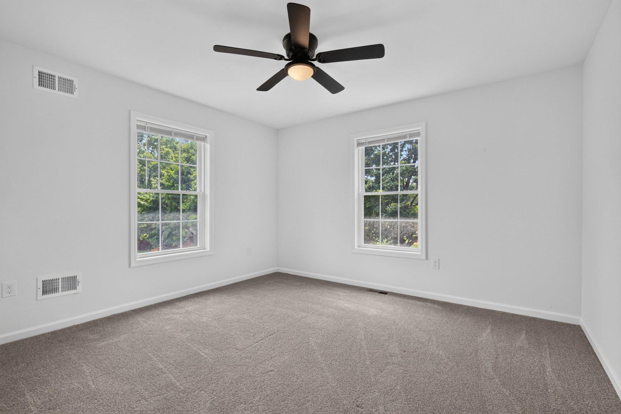 191 Greenview Dr Property Photo 16