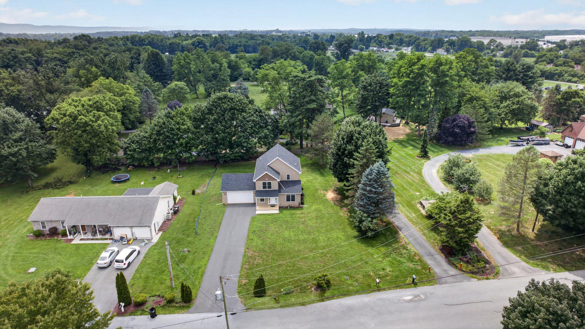 191 Greenview Dr Property Photo 30