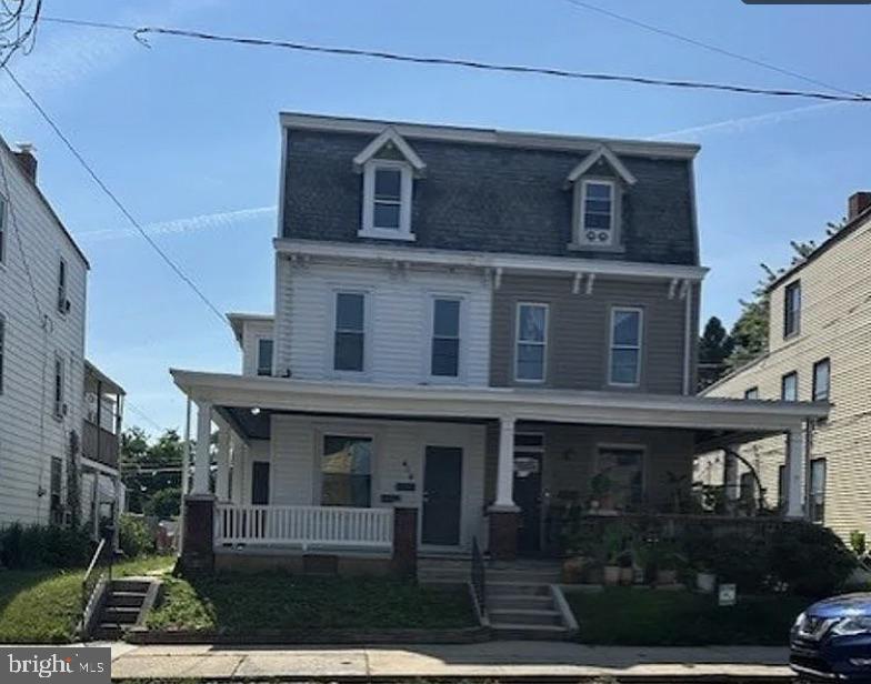 414 3rd St Property Photo 1