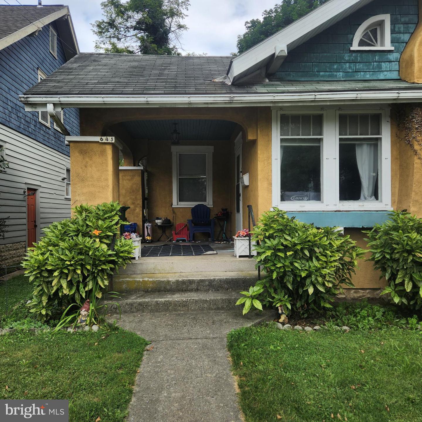 645 N Hanover St Property Photo 2