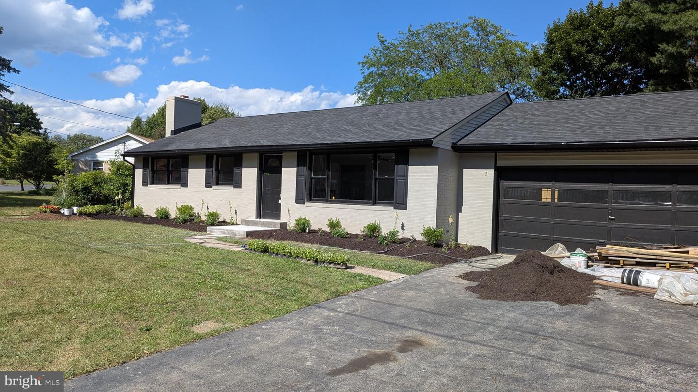 13 Randall Drive Property Photo 2