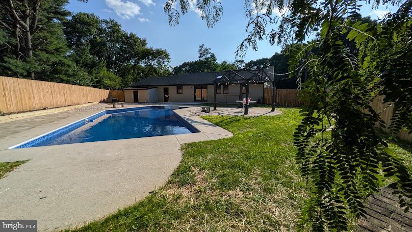 13 Randall Drive Property Photo 3