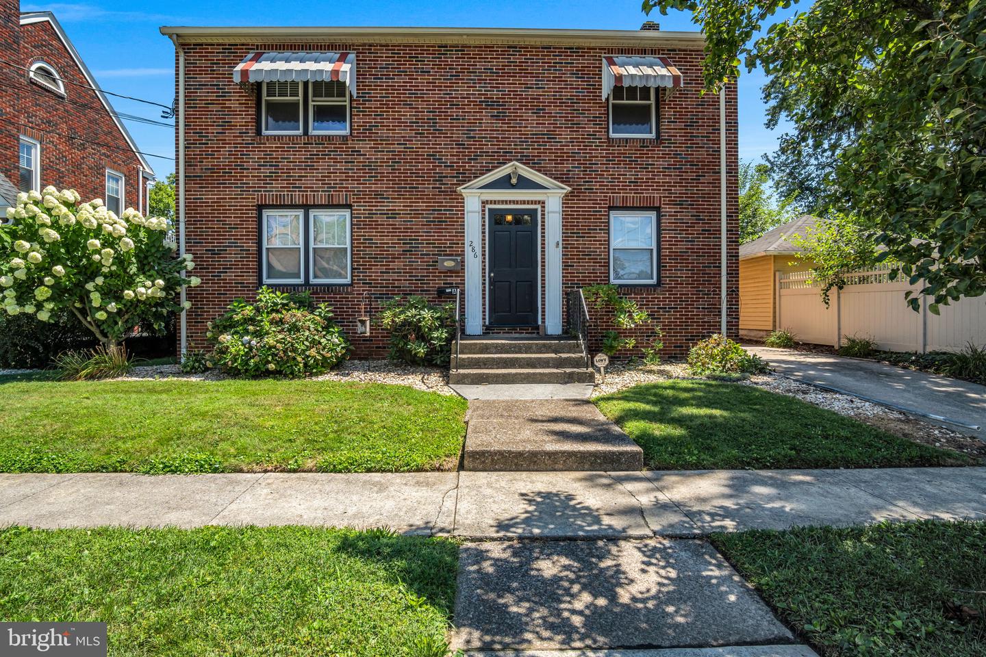286 WALTON ST Property Photo 1