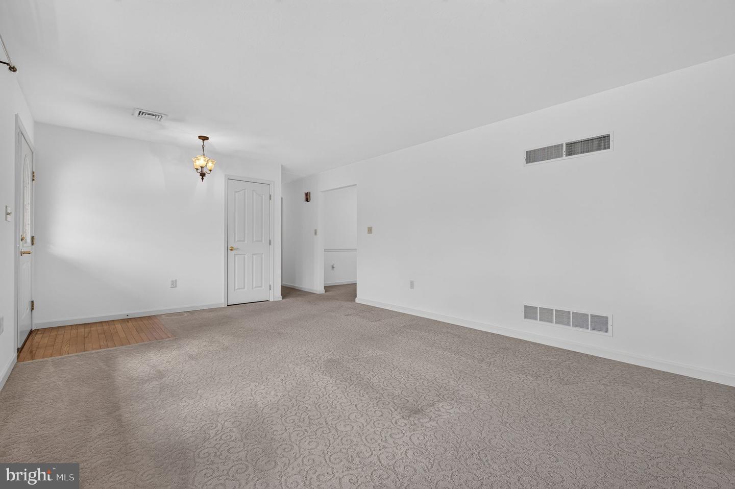 397 Baker Dr Property Photo 6