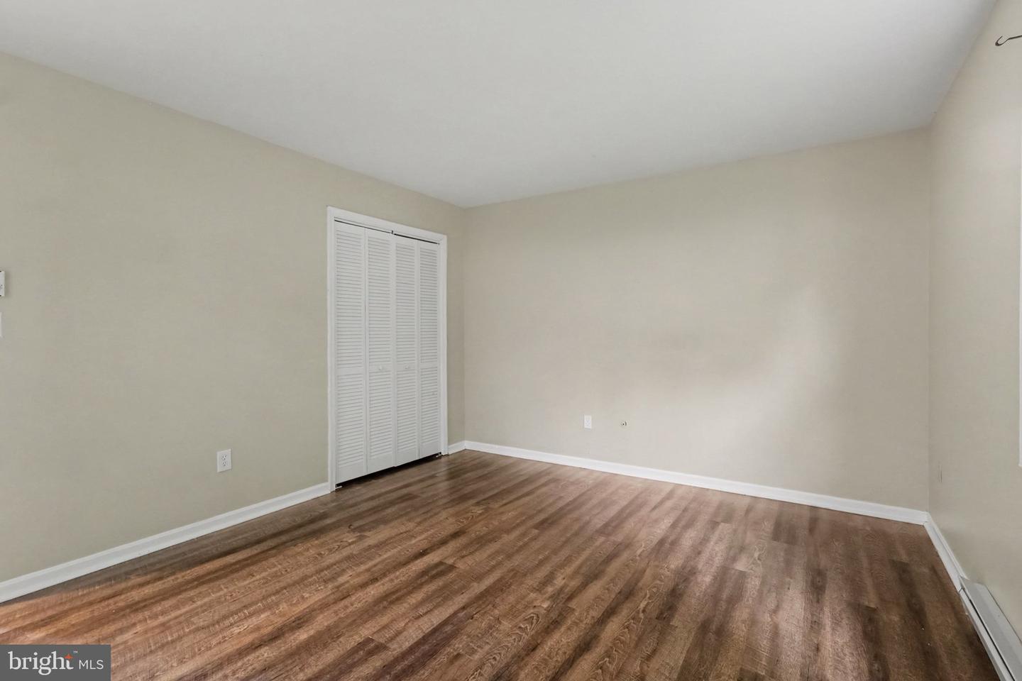 7 Kingswood Dr Property Photo 14