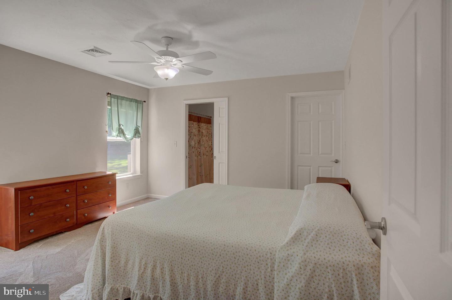 13 Colonial Ct Property Photo 22