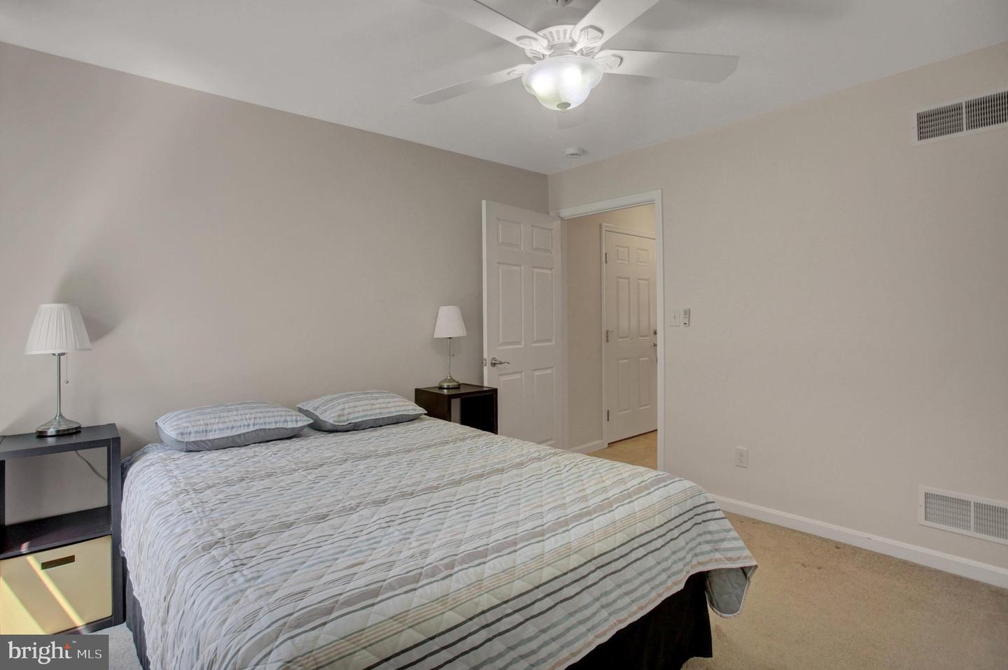 13 Colonial Ct Property Photo 28