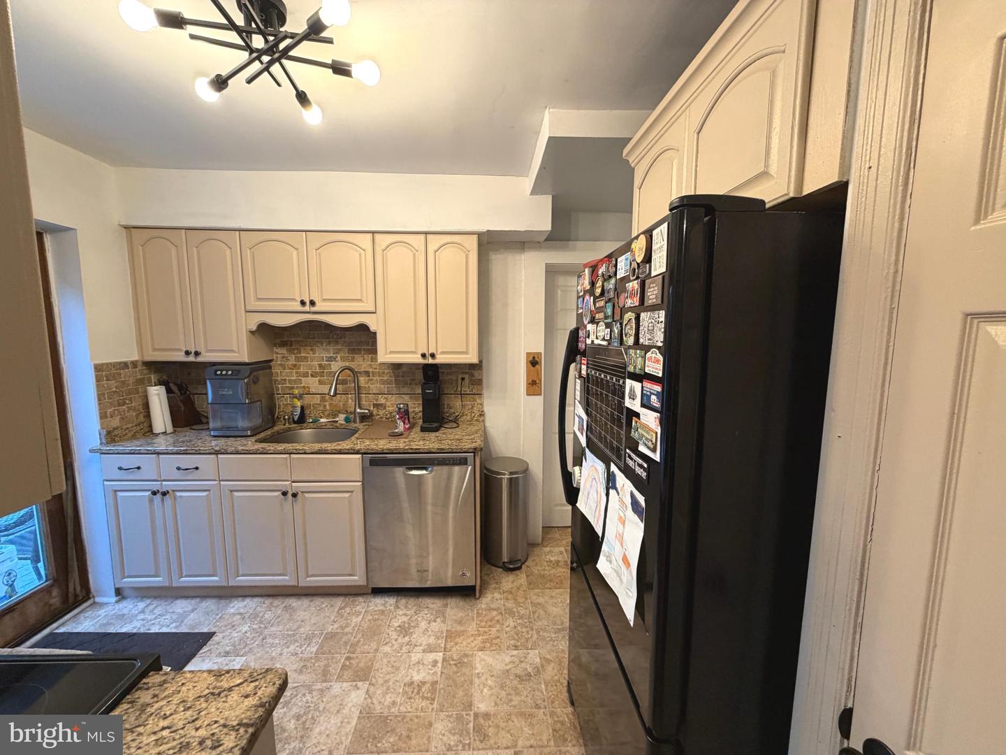66 Westerly Rd Property Photo 16