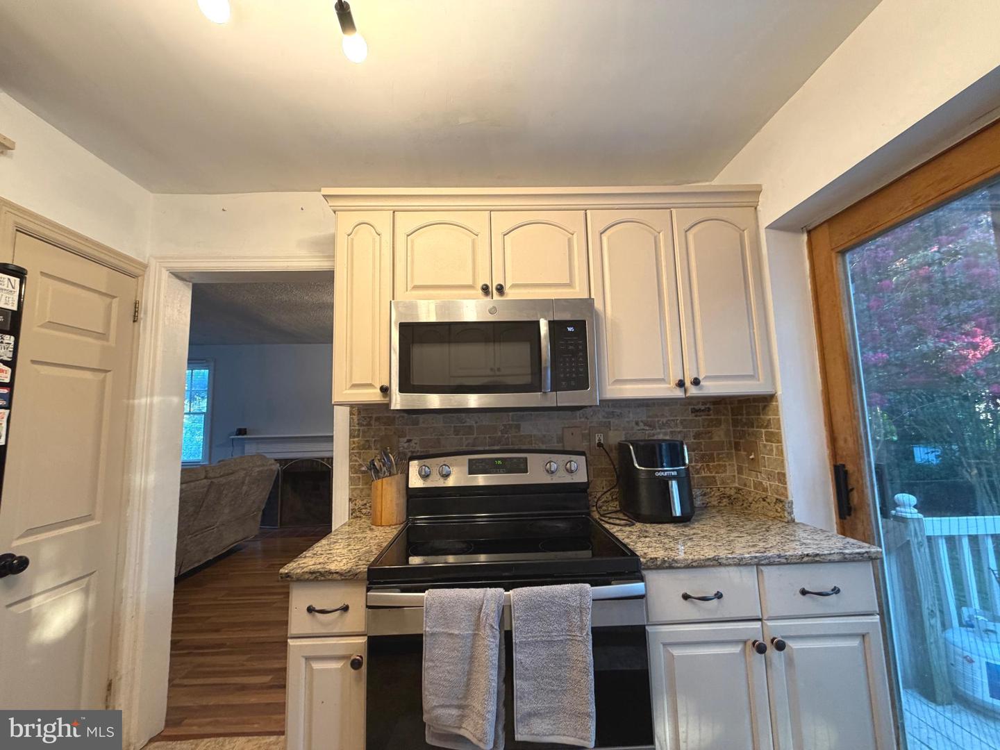 66 Westerly Rd Property Photo 23