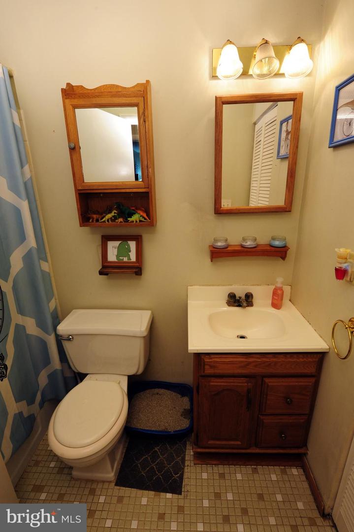 811 Brian Dr #301 Property Photo 12
