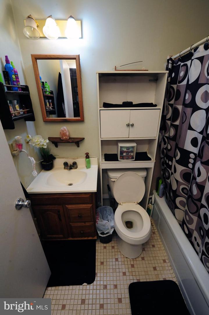 811 Brian Dr #301 Property Photo 16