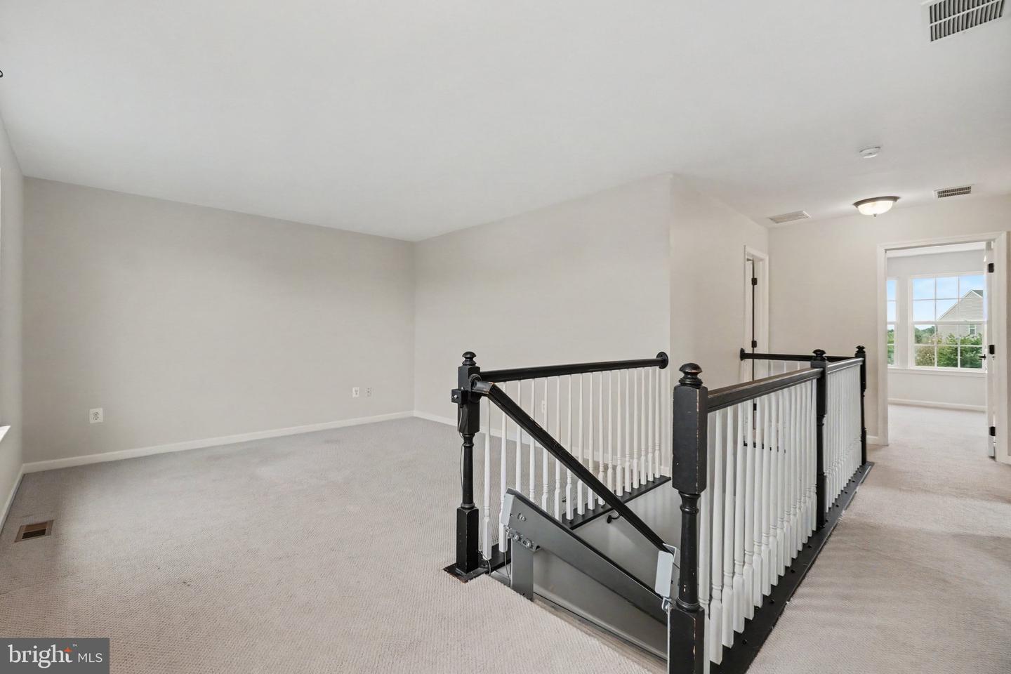 217 Berkshire Dr Property Photo 18