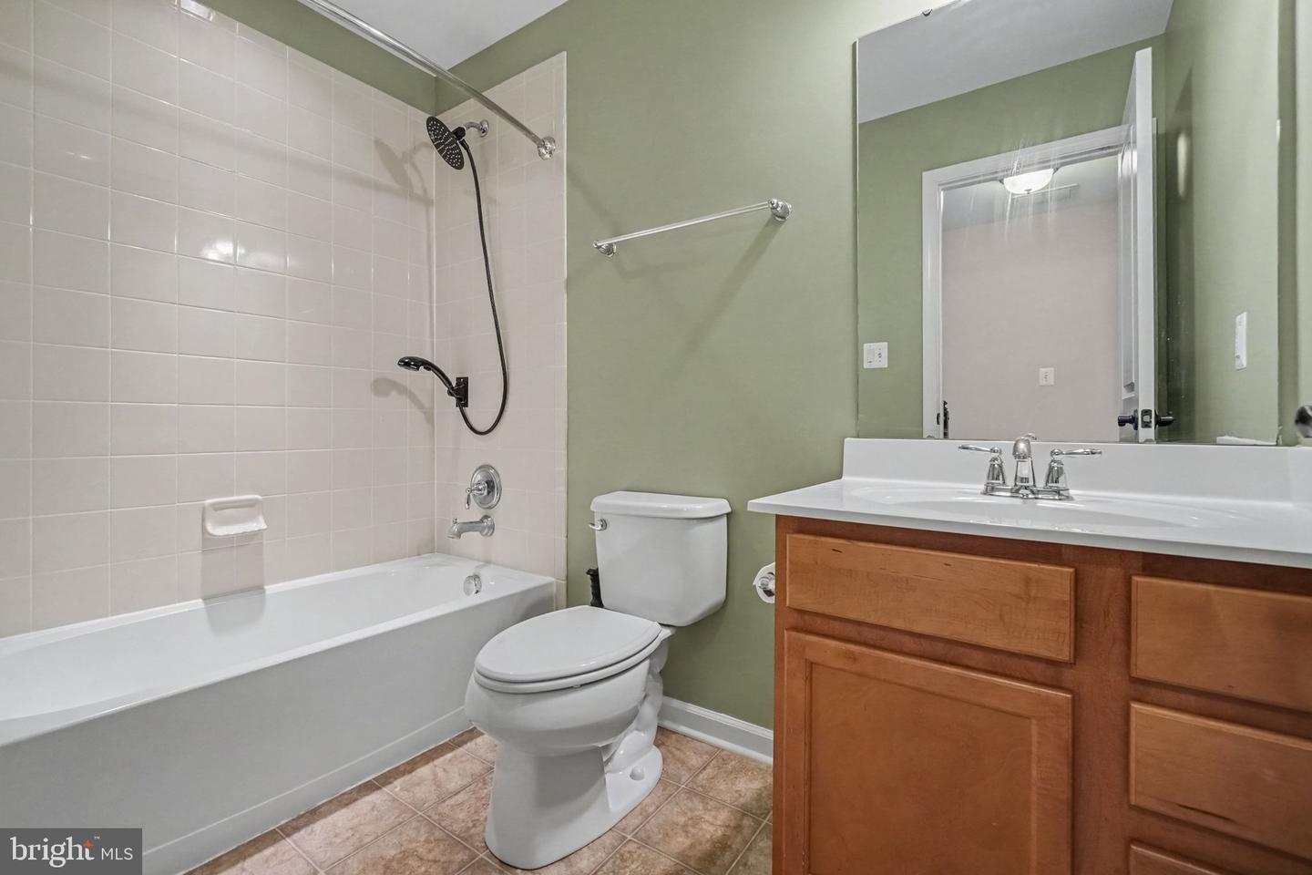 217 Berkshire Dr Property Photo 28