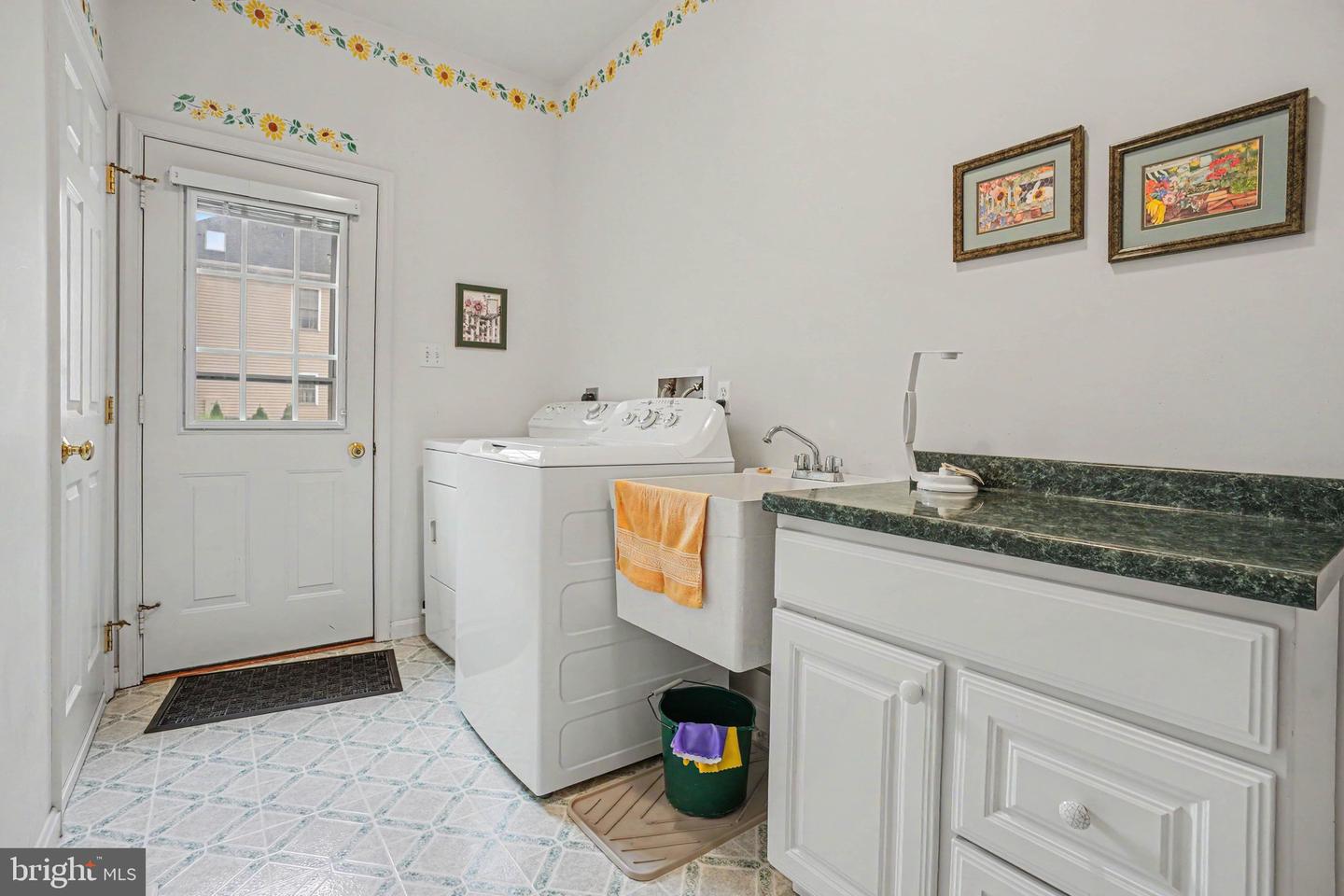 1771 N Meadow Dr Property Photo 32