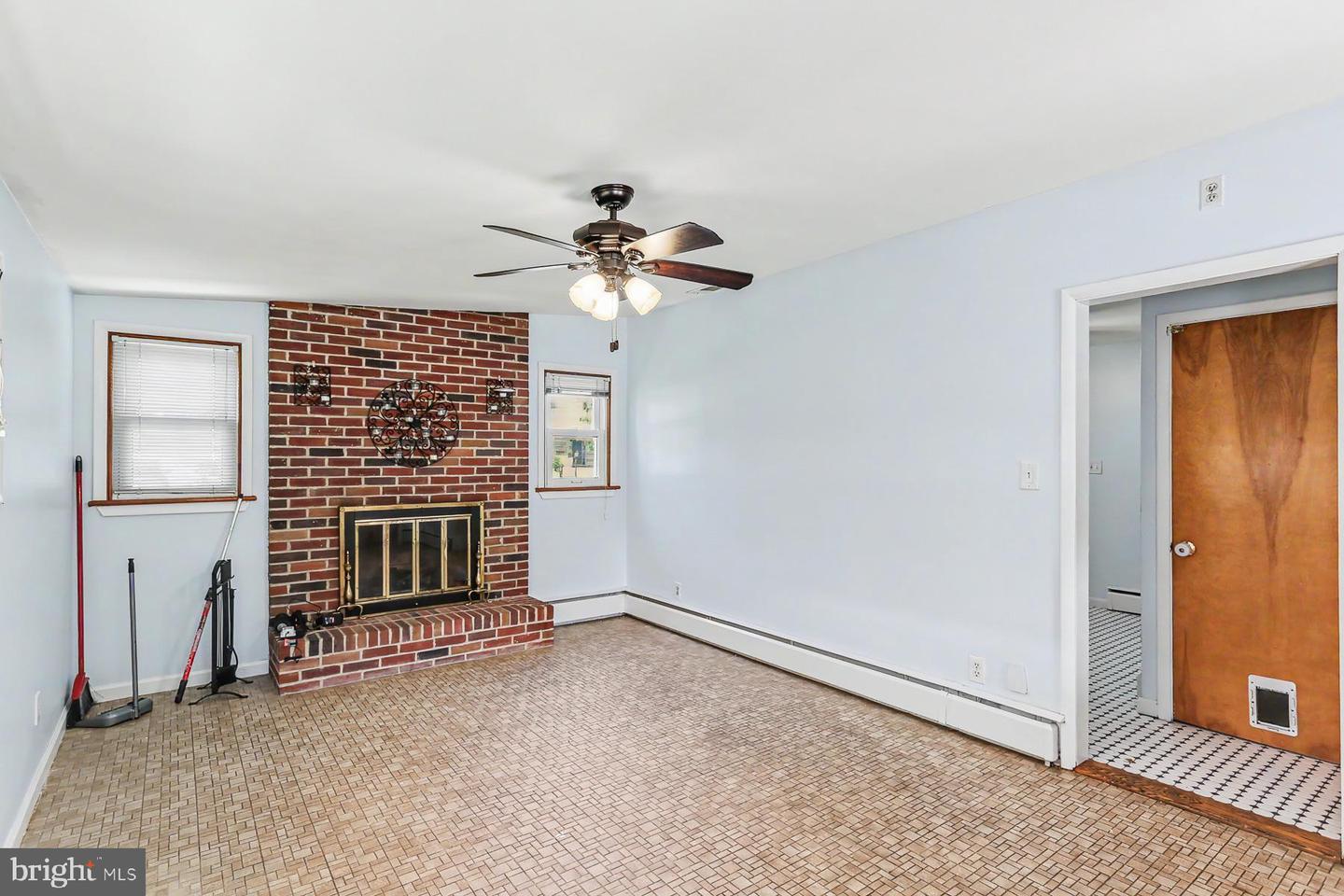103 Maple Ave Property Photo 10